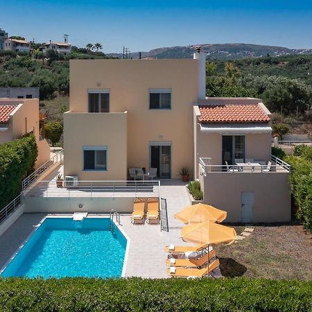Yanni'S Villas Adelianos Kampos Exterior photo