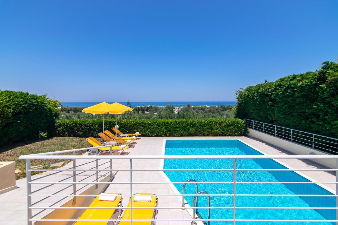 Yanni'S Villas Adelianos Kampos Exterior photo