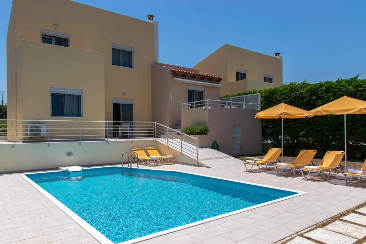 Yanni'S Villas Adelianos Kampos Exterior photo